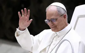 Папа римский предложил перенести переговоры России и Украины в Ватикан