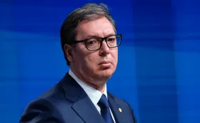 Летевший в Москву самолет Вучича совершил вынужденную посадку в Баку