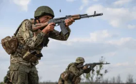 Песков сообщил о работе Москвы и Киева над условиями временного перемирия