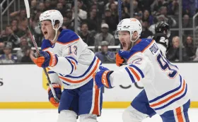 Россиянин стал лидером «Эдмонтона» по силовым приемам в победной игре НХЛ