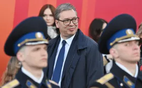 Песков заявил о героизме приехавших на парад Вучича и Фицо