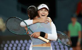 Российская теннисистка выиграла престижный турнир в Мадриде в парах